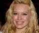 Hilary Duff se fait blond platine, 15 décembre 2003. 