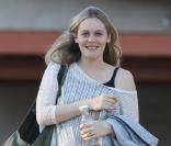 Alicia Silverstone revit son adolescence en attendant bébé à Los Angeles, 26 janvier 2011.<br />