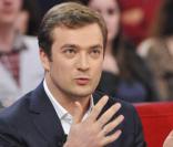 Renaud Capuçon sur le plateau de l'émission Vivement Dimanche, diffusée le 20 février 2011.