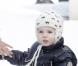 La princesse Marie et le prince Joachim de Danemark, le 17 février 2011 lors de leurs vacances aux sports d'hiver à Verbier, dans les Alpes suisses, avec leur fils Henrik, ainsi que Nikolai et Felix, les garçons nés du 1er mariage de Joachim.