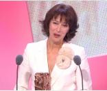 Anne Alvaro est récompensée du César du Meilleur second rôle féminin, lors de la 36e nuit des César, vendredi 25 février 2011.