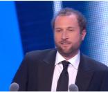 François Damiens remet le prix du Meilleur court métrage, lors de la 36e nuit des César, vendredi 25 février 2011.
