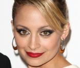 Nicole Richie et Joel Madden lors de la soirée Aids organisée par Elton John à Los Angeles après les Oscars. Le 27 février 2011 