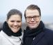 La princesse Victoria de Suède et le prince Daniel en visite à Malmö, dans le sud de la Suède, le 9 mars 2011. Clou de leur visite du jour : une imposante tour torsadée dominant la rade.