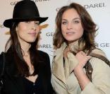 Dolores Chaplin et Mélanie Maudran lors de la soirée Gérard Darel le 9 mars 2011 à Paris