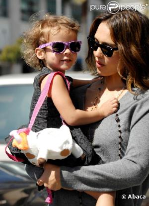 Jessica Alba et Honor le 11 mars 2011 à Beverly Hills