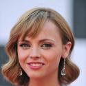 PHOTOS : Christina Ricci et Matthew Fox, beau tapis rouge à Los Angeles !