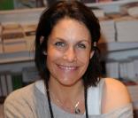 Astrid Veillon au Salon Du Livre, à Porte de Versailles, le 18 mars 2011.