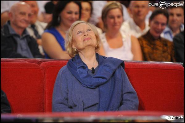 Michèle Morgan sur le plateau de Vivement Dimanche, en septembre 2010. 