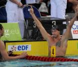 Florent Manaudou et Frédérick Bousquet à l'issue du 50 m pap - Championnats de France, le 27 mars 2011 