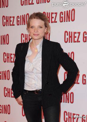 Mélanie Thierry à l'occasion de l'avant-première de  Chez Gino , au Gaumont Opéra, à Paris, le 29 mars 2011.