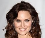 Emily Deschanel Photos