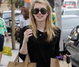 La ravissante Emma Roberts en journée shopping dans le quartier de Beverly Hills, à Los Angeles, le 2 avril 2011.