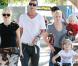Gavin Rossdale et Gwen Stefani, parents formidables de Zuma et Kingston. Preuve que Gwen est une artiste accomplie et une maman active ! 