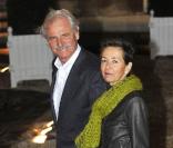 Yann-Arthus Bertrand et son épouse Anne à L'Élysée, en 2008. 