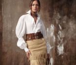 Voici le look 7 collection printemps 2011 de Ralph Lauren, totalement copié par Katherine Heigl. 