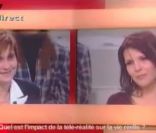 Samantha et Nathalie, sur le plateau de Jean-Luc Delarue, dans Ça se discute, officialisent leur rupture.
