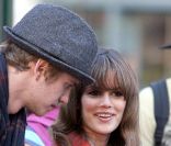 Rachel Bilson et Hayden Christensen sur le tournage de leur film, en 2008 