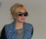 Lindsay Lohan se rend au Tonight Show de Jay Leno, pour l'enregistrement de l'émission, à Los Angeles, lundi 25 avril.