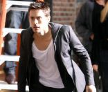 Jared Leto est très élégant dans sa tenue Hugo Boss. New York, 14 octobre 2010 