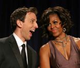 Michelle Obama et le comédien Seth Meyers, dîner des correspondants de presse de la Maison Blanche, à Washington, le 30 avril 2011.