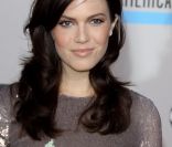 Mandy Moore alterne les couleurs pour ses cheveux. En brune ou en rousse, elle est toujours aussi jolie ! 