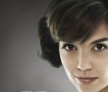 Katie Holmes incarnera Jackie Kennedy dans The Kennedys diffusé en France sur France 3 et Arte.