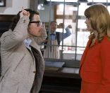 Julien Doré et Marina Hands dans le film de Pascal Thomas, <em>Ensemble, nous allons vivre une très, très grande histoire d\'amour...</em> sorti en avril 2010.