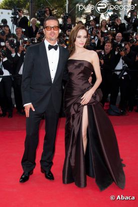 Brad Pitt et la sublime Angelina Jolie lors de la montée des marches de  The Tree of Life , dans le cadre du 64e Festival de Cannes, le 16 mai 2011.