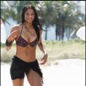 Ciara : Eblouissante en bikini, elle officialise sur la plage avec son chéri !