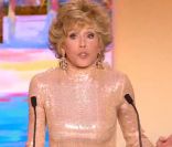 Jane Fonda remet la Palme d'Or au film Tree of life de Terrence Malick