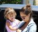 Jessica Alba et sa fille Honor profitent d'un après-midi ensoleillé à Beverly Hills, le 27 mai 2011.