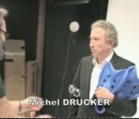 Michel Drucker dans le making of des 25 ans de Télé-Loisirs