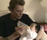 La petite Jade est à l'honneur dans le clip de  Mon plus beau Noël  en 2005.
