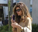 Maria Shriver est allée se promener à Malibu le 11 juin 2011