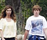 Maria Shriver est allée se promener avec son fils Christopher Schwarzenegger à Malibu le 11 juin 2011