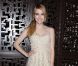 Emma Roberts : La nièce de Julia transformée en princesse de nacre
