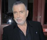 Bernard Lavilliers au Théâtre du Châtelet pour le Japon, le 31 mai 2011.