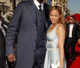 Shaquille O'Neal a dû répondre en juin 2011 aux réponses d'enquêteurs de la police de Los Angeles au sujet d'une sombre affaire autour d'une sextape de ses ébats adultérins, du temps de son mariage avec Shaunie. Le coulpe (photo : en 2007) a divorcé en 2009. 