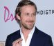 Le sexy Ryan Gosling avait tenté les chaussettes rouges sur le tapis rouge à la projection du film Drive pendant le Festival du film de Los Angeles, à Los angeles, le 17 juin 2011.
