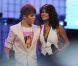 Justin Bieber et sa douce Selena Gomez aux Much Music Awards, à Toronto, le 19 juin 2011.