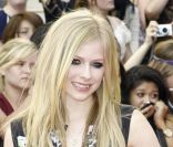 Avril Lavigne arrive aux Much Music Awards à Toronto, le 19 juin 2011.