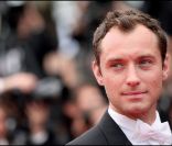 Jude Law est l'homme idéal selon Christophe Beaugrand.