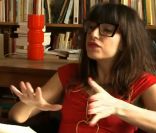 L'experte en sentiments Maya Barsony conseille Sonia et Jalil. 
