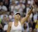 Sous les yeux de son fiancé Sasha Vujacic, Maria Sharapova a étrillé la Slovaque Cibulkova en quart de finale de Wimbledon le 28 juin 2011.