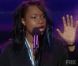 Jennifer Hudson chante  Circle of Life  sur le plateau d' American Idol  en 2004.