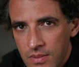 Ollivier Pourriol serait pressenti pour remplacer Ali baddou au Grand Journal !