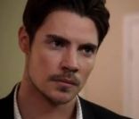 Josh Henderson, dans la version 2012 de la série Dallas et son univers impitoyable !
