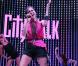 Nicole Scherzinger offre un concert dont elle a le secret au 5 Towers à Los Angeles le 12 juillet 2011