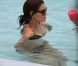 Photos exclusives : Katie Holmes et sa fille Suri, deux naïades avec une frite et un ballon !